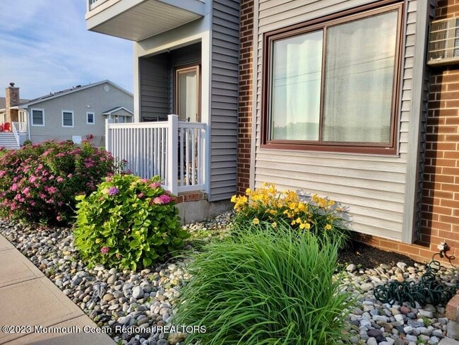 Photo - 1382 Ocean Ave Unit A9