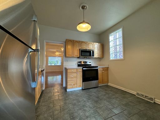 Photo - 3 Bedroom 2 Full Bath Plus Office Renovated Victorian Style Family Home Available Mid December!!