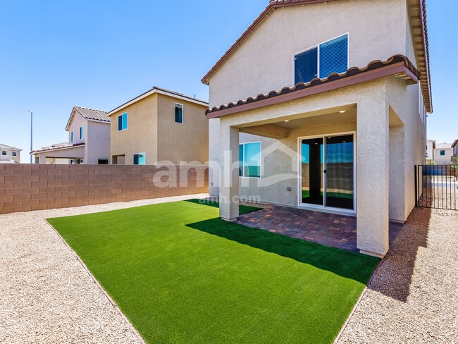 Photo - 9584 Marchmont Rd