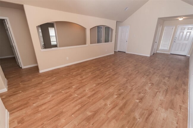 Building Photo - 2443 Peterborough Way Rental