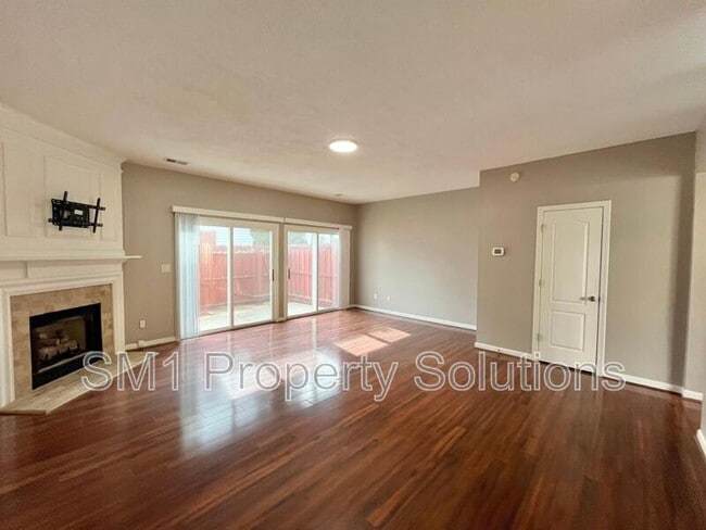 Photo - 3928 Elizabeth Glen Way