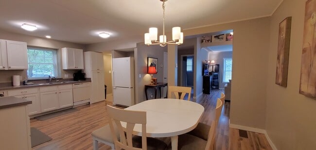 Photo - Off-Season Rental – Furnished, Dog-Friendl...