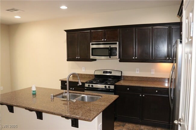 Building Photo - 10211 Glimmering Star Dr Rental