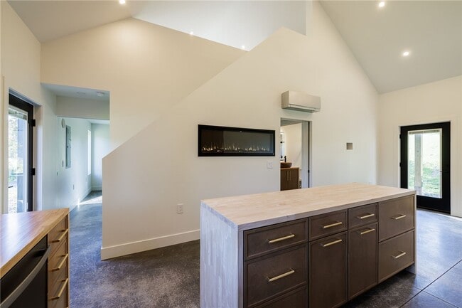 Photo - 2989 Ryder Rd