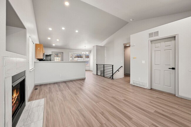 Photo - 5540 Almont Ave