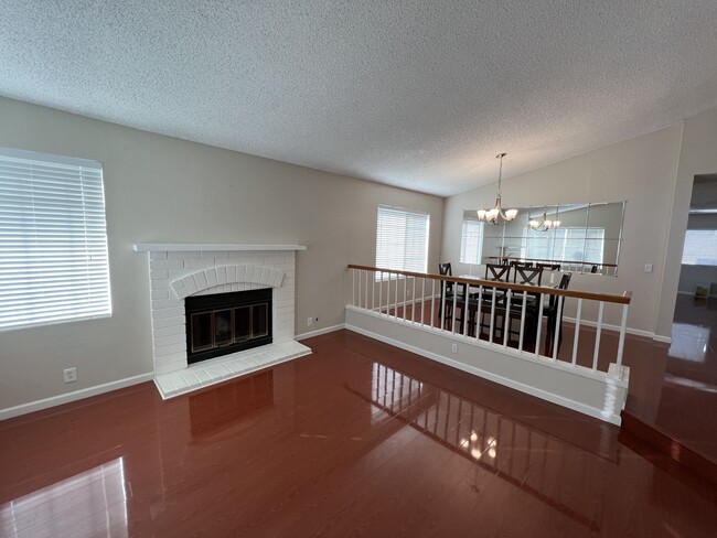 Living room - 3345 Gingerwood Rd House