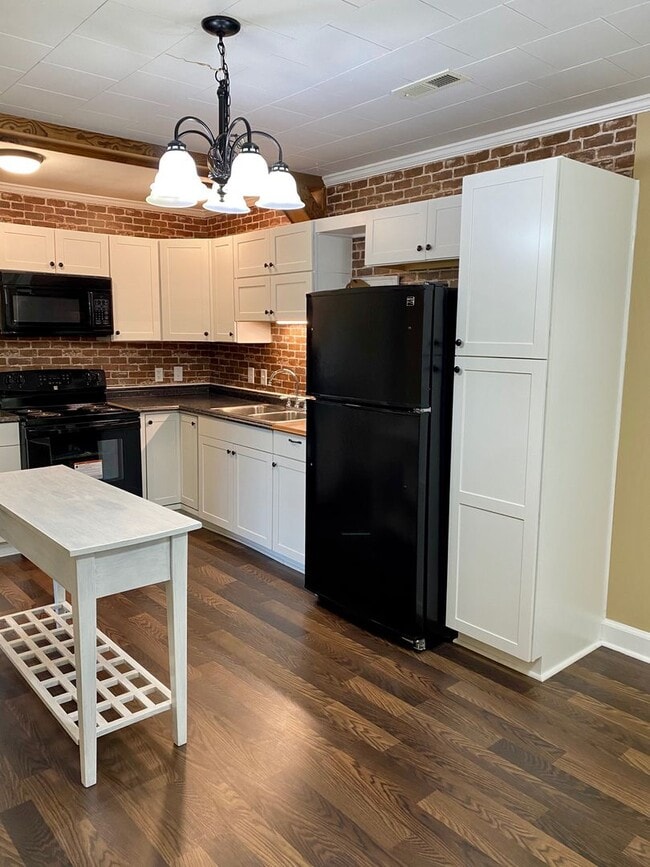 Photo - Amazing property! Dreamy wraparound porch! Immaculate & Completely Updated! 3 Bedrooms/2 Baths!