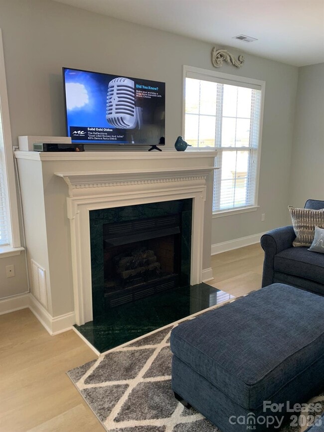 Photo - 9033 Rosalyn Glen Rd