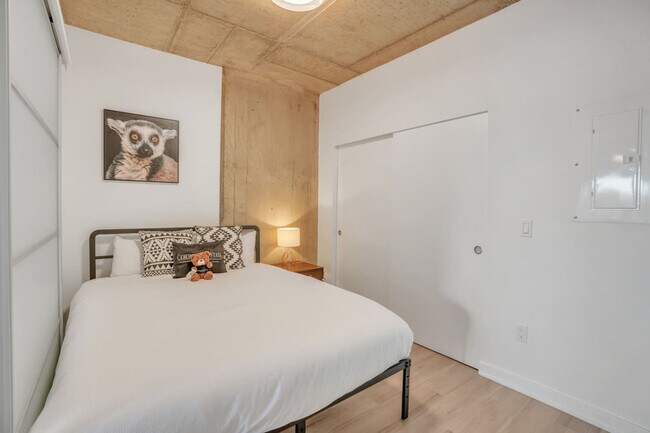 Photo - 36 Robinson Ave Unit ID1222944P