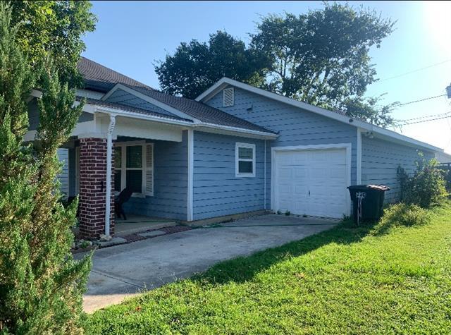 Photo - 1325 Stewart St