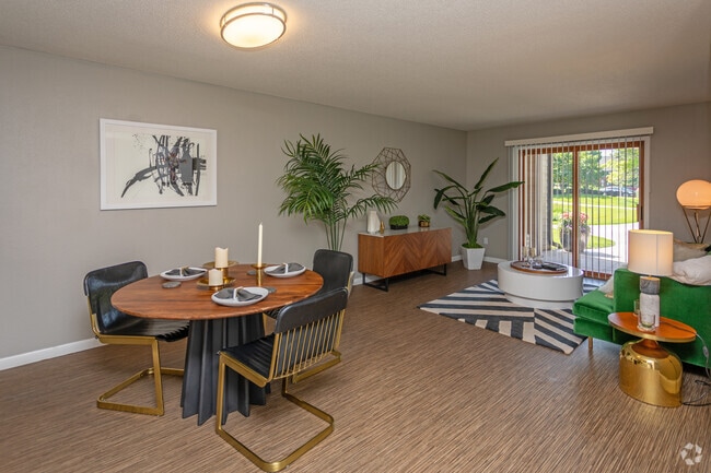 2BR, 2BA, Model - 1,104 SF
