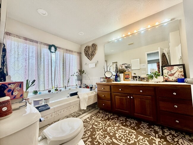 Photo - 6170 E Lake Dr