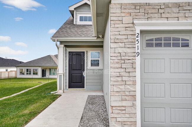 Photo - 2519 Arlene Pl