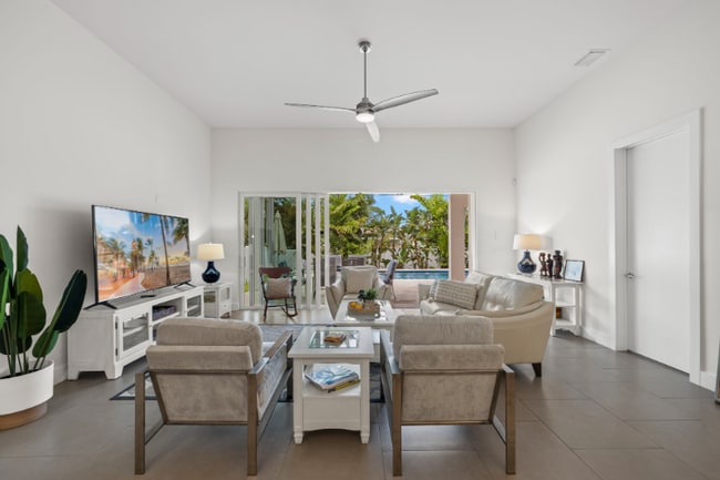 Photo - 811 108th Ave N