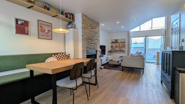 Photo - 1030 Casa Dr