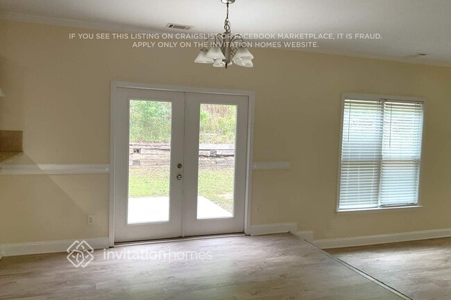 Photo - 2116 Leafmore Ct SE