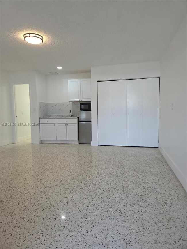 Photo - 3146 NW 29th St Unit 2