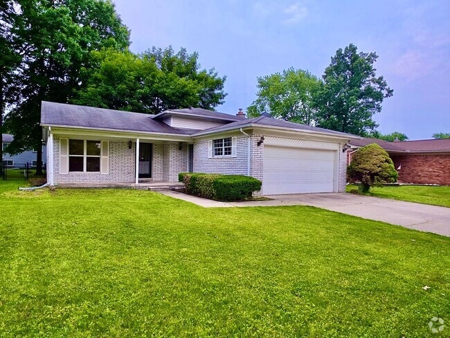 Building Photo - 21669 Tulipwood St Rental