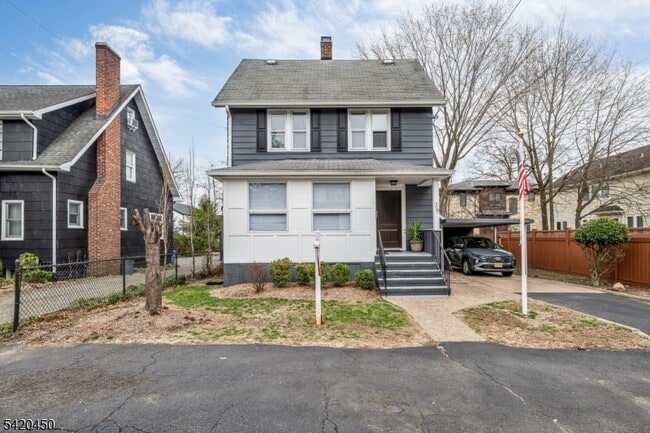 Building Photo - 36 Cortlandt Pl Unit B