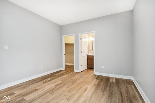 Photo - 1838 Gent Ave
