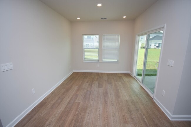 Photo - 4324 Falls Oaks St