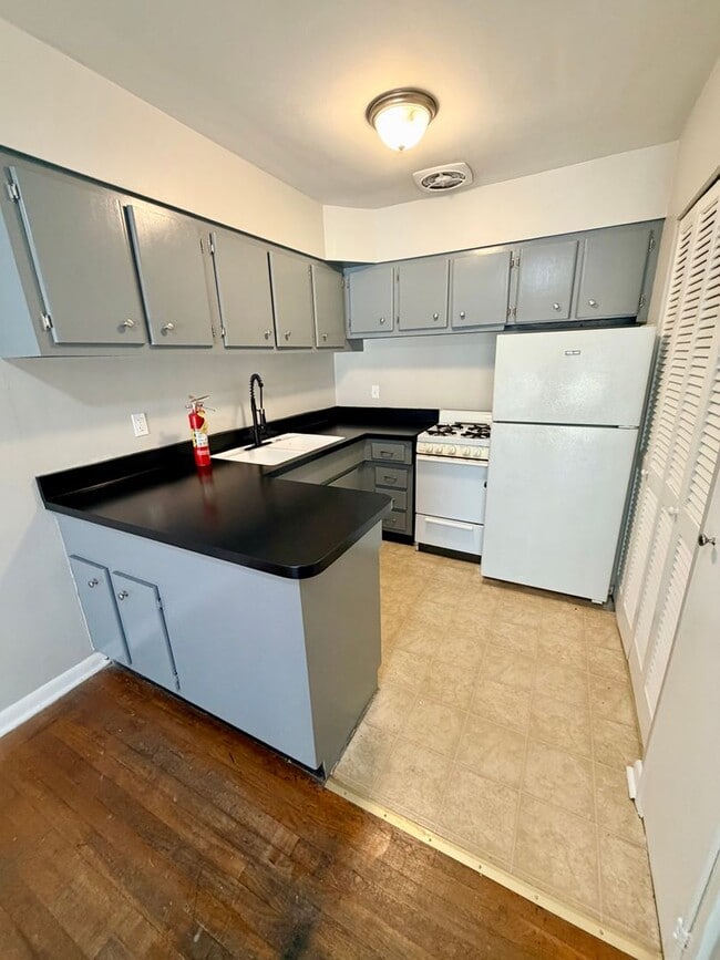 Photo - 1568 Alexandria Dr Unit 2B(Z3)