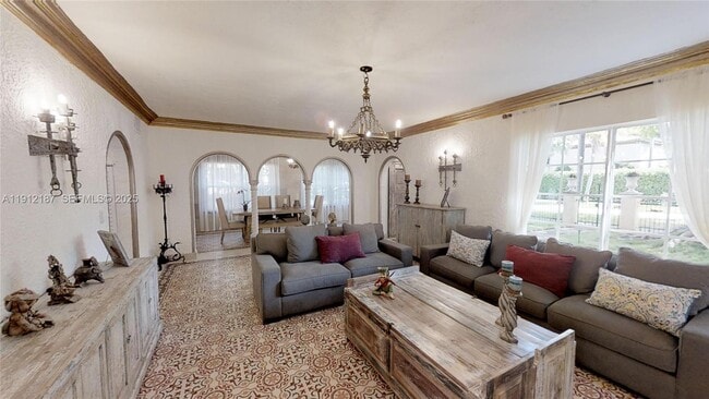 Photo - 327 Menores Ave