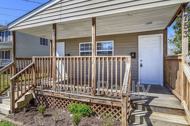 Photo - 753 28th St Unit A