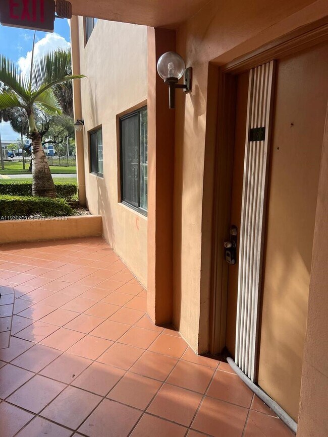 Photo - 8600 SW 133rd Avenue Rd Unit 107