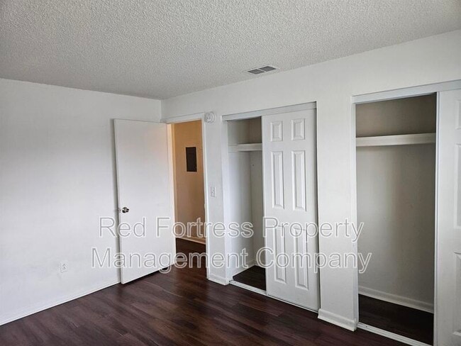 Photo - 4331 Glenwood Ave Unit #7