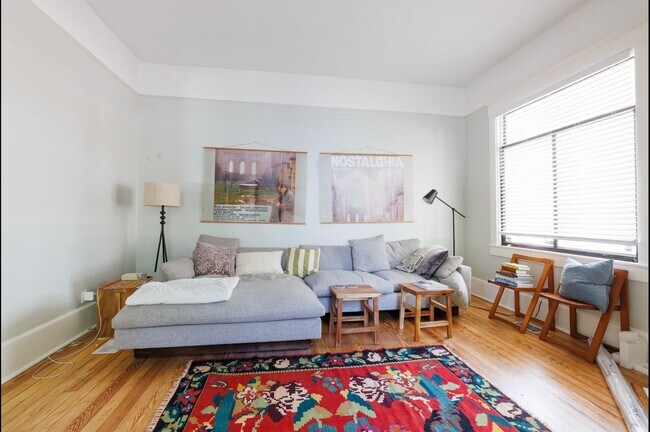 Photo - 2204-2204 Bull St Unit 2202