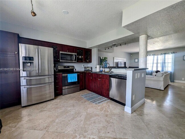 Photo - 349 Virginia St