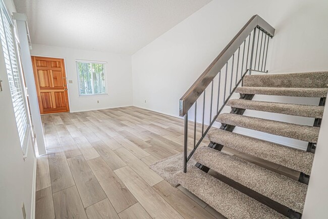 Photo - Beautiful 3-Bedroom Condo in Chatsworth! Unidad 8