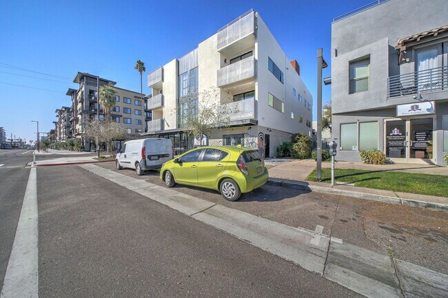 Photo - 504 E Roosevelt St Unidad 1103