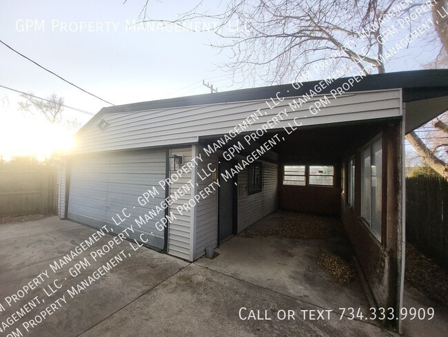 Photo - 17375 Harman St