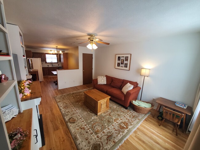 Living Room (12’3” x 16’2”) - 822 Banker Rd