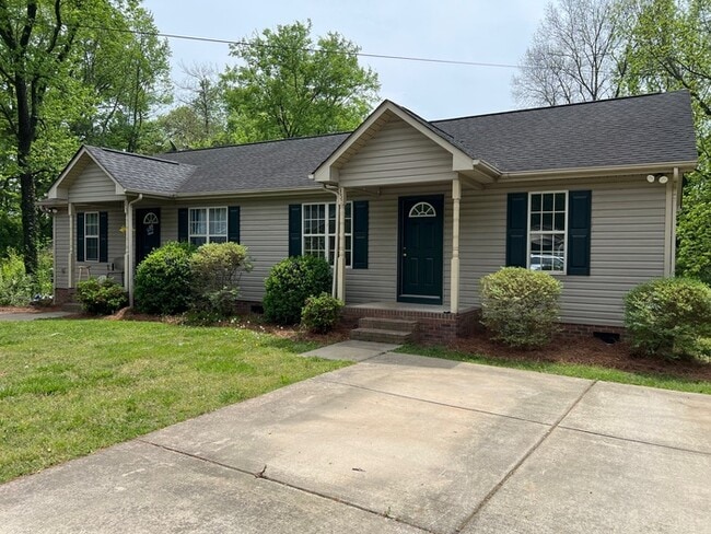 Photo - 355 Gurley Dr NW Casa