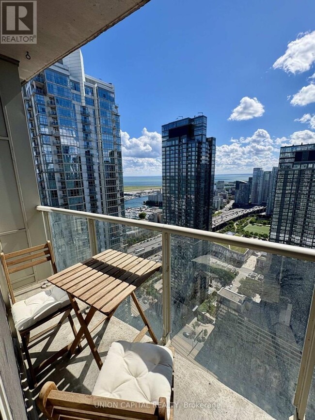 Photo - 10 Navy Wharf Ct Unité 4501