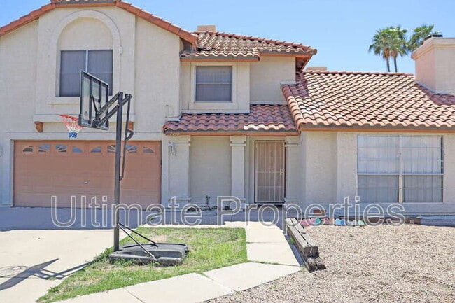 Building Photo - 7745 W Willow Ave
