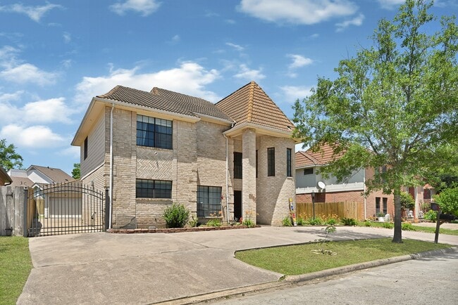 Building Photo - 3555 Ashfield Dr Rental