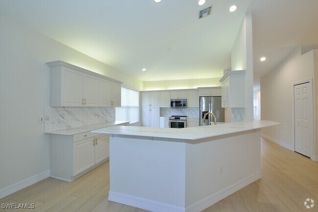 Building Photo - 20130 Seagrove St Unit 2508 Rental
