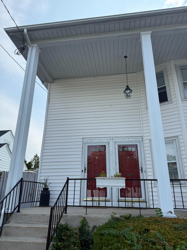 Building Photo - 317 Smithfield Ave Rental