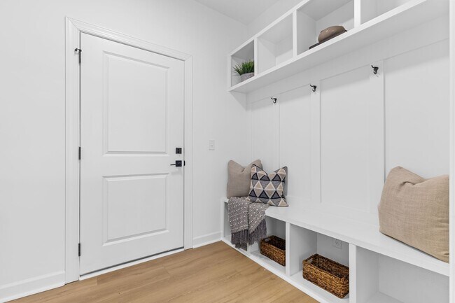 Photo - 3820 Odom Wy