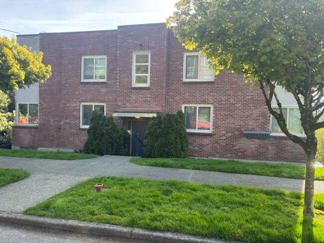 Photo - The Norman Apartments