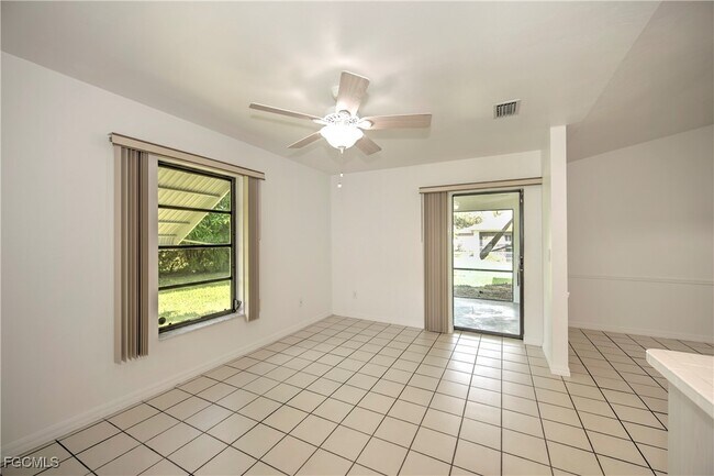 Photo - 1402 SW 1st Ave