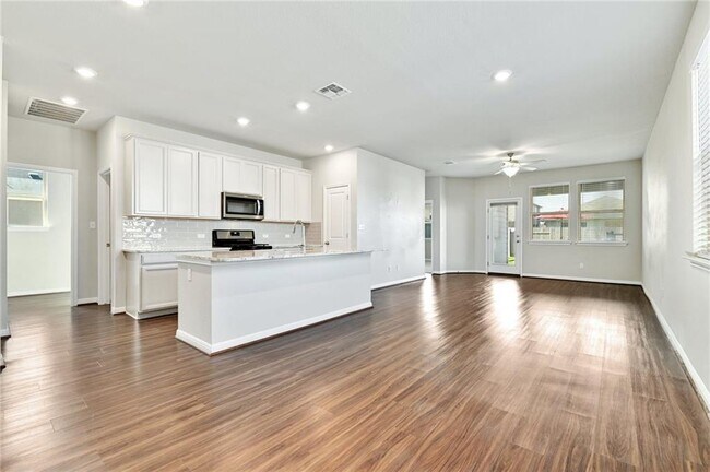 Photo - 125 Otella St