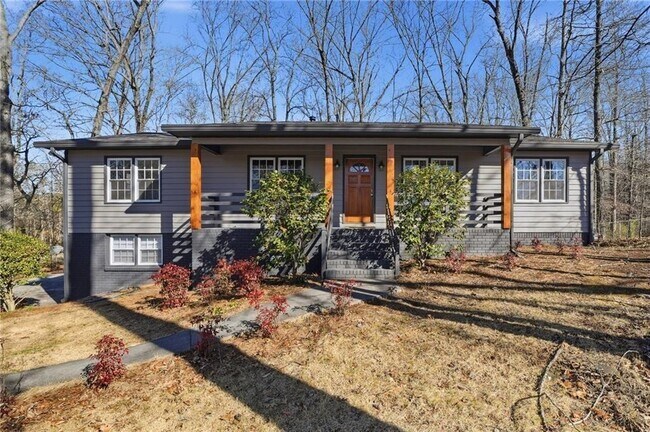 Photo - 2810 Shaw Rd