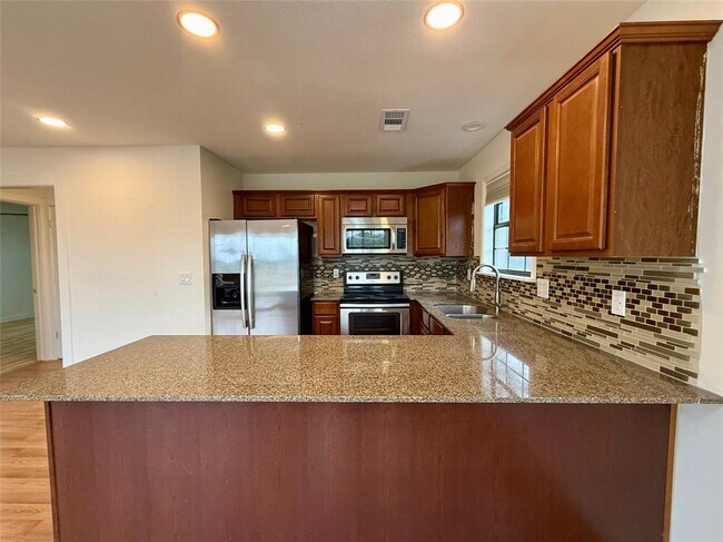 Photo - 21003 Boggy Ford Rd