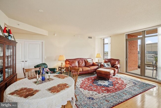 Photo - 3650 S Glebe Rd Unit 749