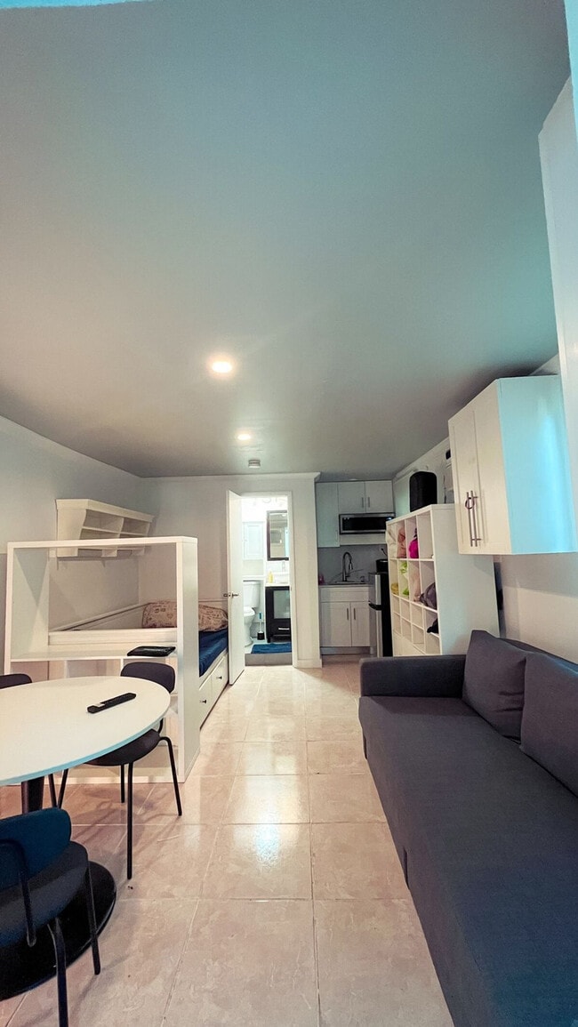 Photo - 7155 NW 52nd St Unidad SI ID1570206P